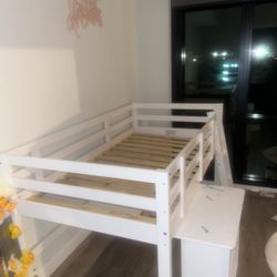 Twin Ladder bed