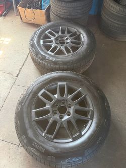Tesla cyber truck rim tires Perelli 285/65R20