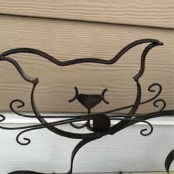 Cat Dish Stand 