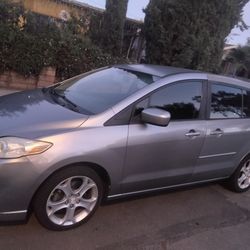 Mazda 5 2010