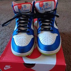 Nike Dunks 