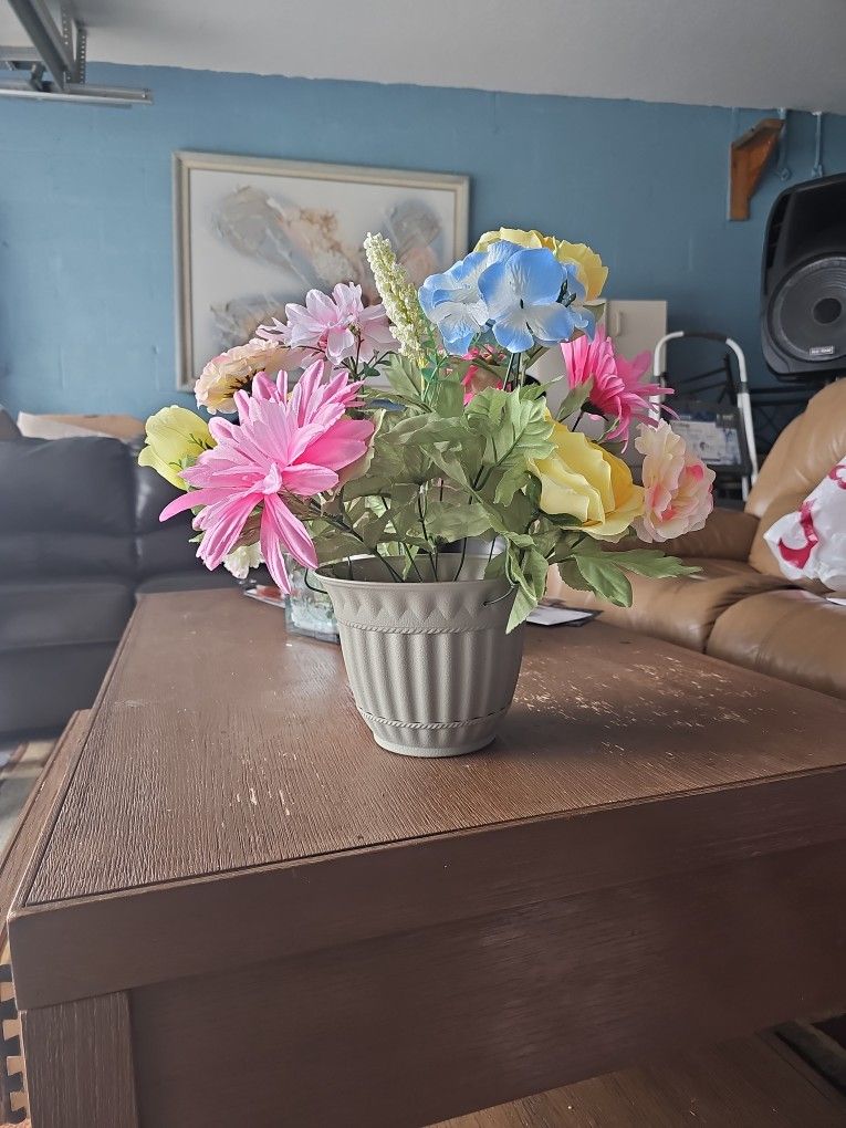 Artificial Potted Flowers