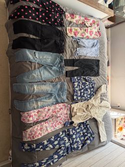 Children’s place/wonder nation/falls creek/cat&jack 12 pieces size 6/6x. Have faded/ripped knees, stains, robe is matted see pics