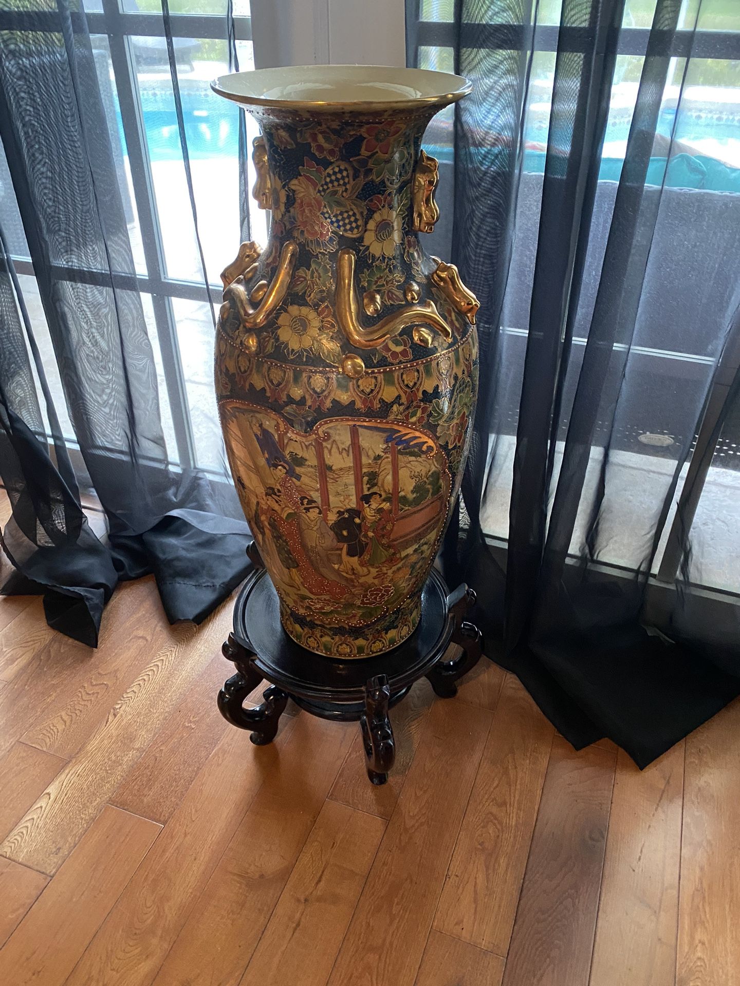 Monumental Japanese Satsuma Hand Painted Vases Urns With Stand Floor Vases