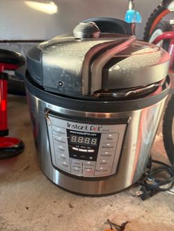Instant Pot IP-LUX Electric Pressure Cooker