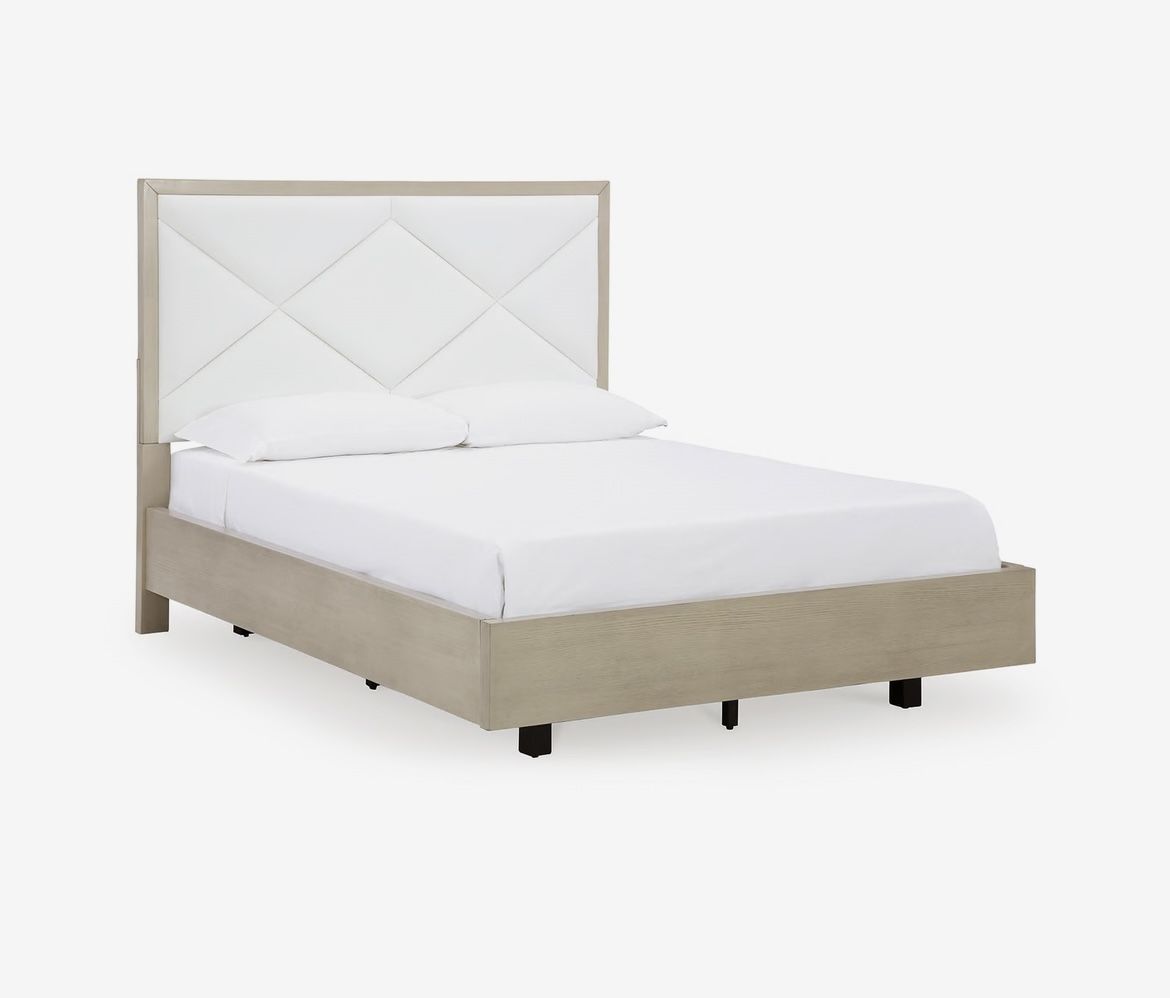 Queen Bedframe