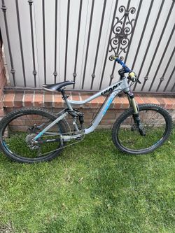 2012 Giant Reign