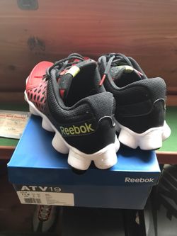 REEBOK ATV19