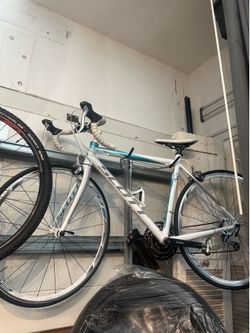 Scott Speedster S45 Bike