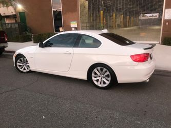 Bmw 328i sick ass ride/ major  $$$ invested// one of a kind// custom sound system// garage kept