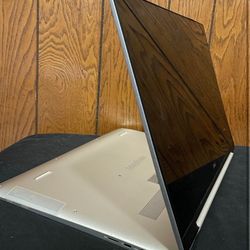 DESKTOP-2KSN49D Inspiron 7791 2n1