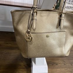 Michael Kors Purse Medium