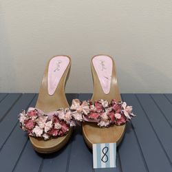 SALE! Qupid Flower Backless Heels Size 7