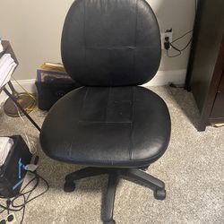 LEATHER THICK PADDED ARMLESS OFFICE CHAIR
