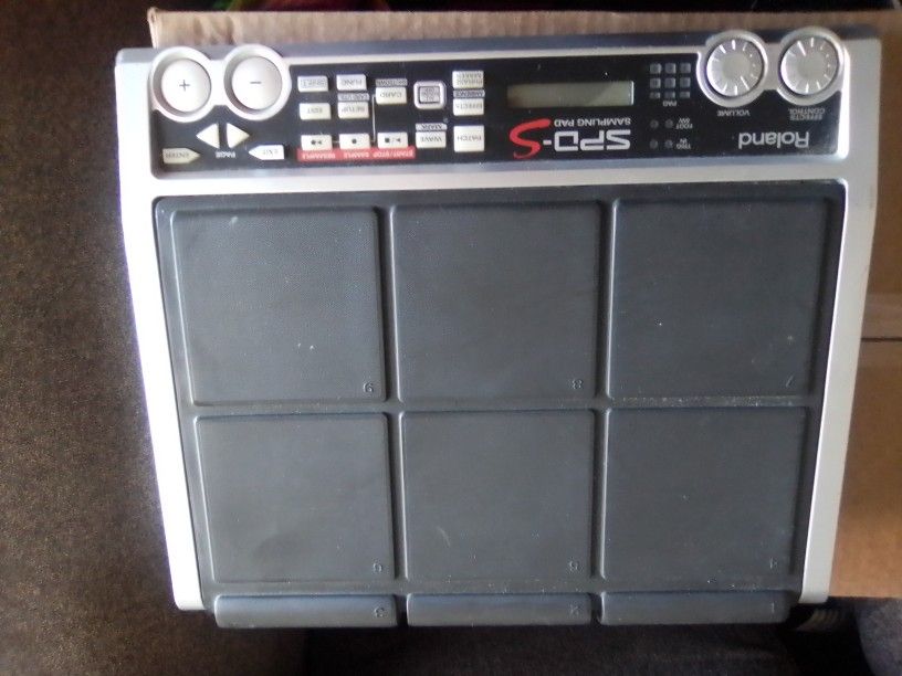 "ROLAND  SPD-S  (SAMPLING  PAD) For Sale$350 Obo