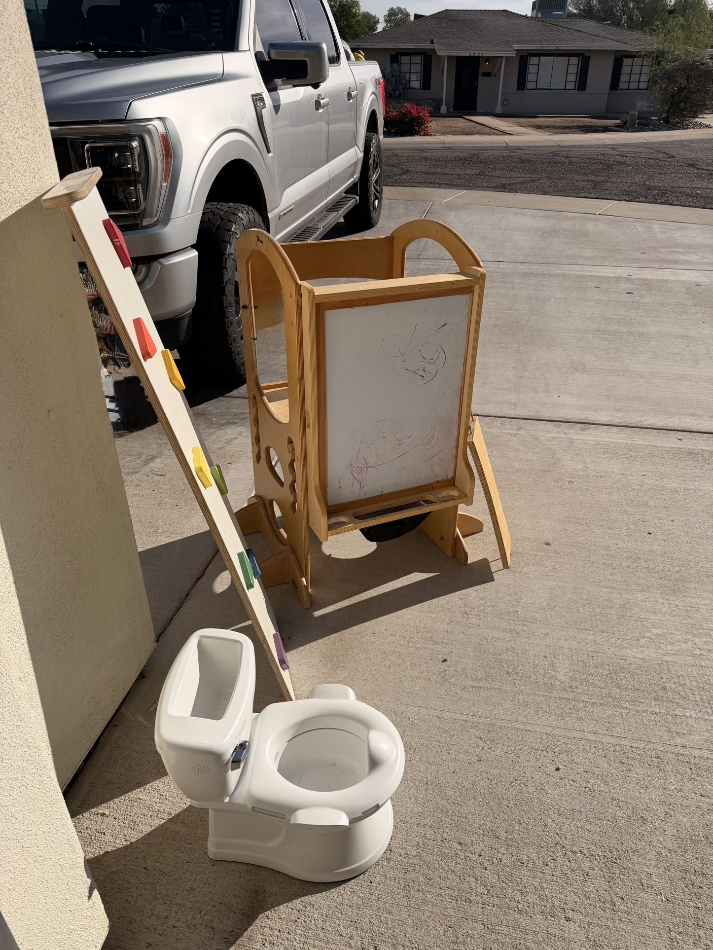 Kids Learning Tower And Love Sac Bean Bag 