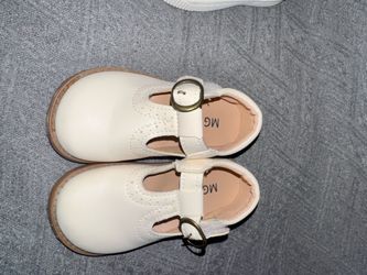 White T-Strap Mary Jane Toddler Shoes Size 6C