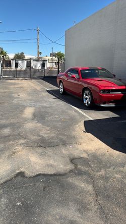 Parking near fairgrounds , available