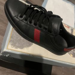 Men’s Gucci Ace leather low trainers Size 41 Authentic 100%