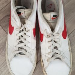 Nikes Shoes Men's Size 12 US