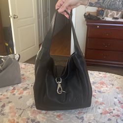 Dooney & Bourke Pebble Leather Purse $75 Obo