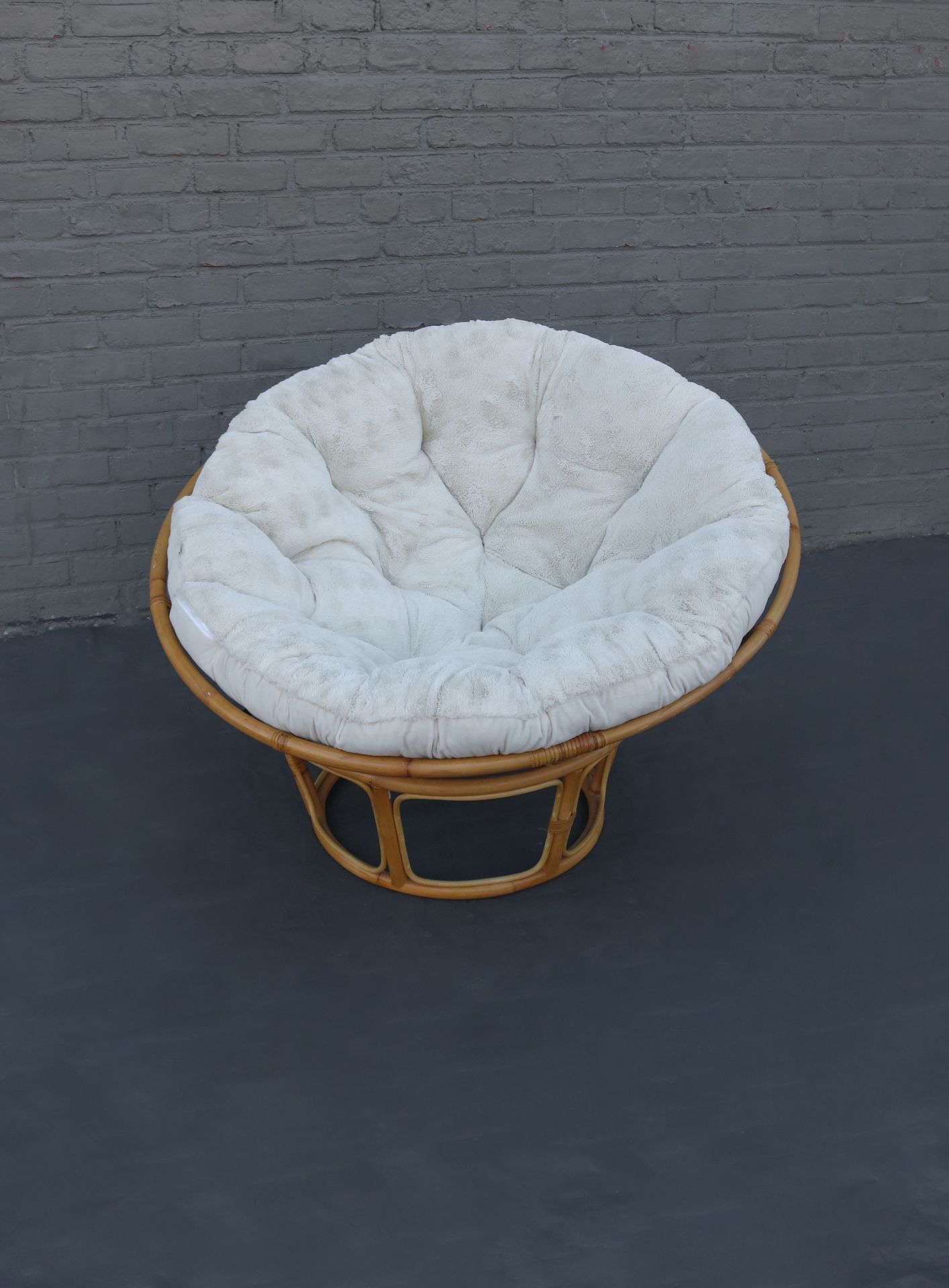 Pier 1 Imports Papasan Bamboo Lounge Chair (READ DESCRIPTION BELOW)
