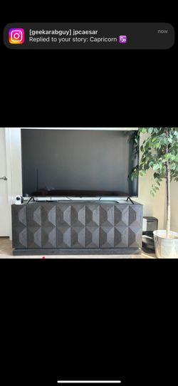 TV STAND / CONSOLE (massive price drop)