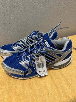 Adidas men’s size 10