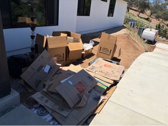 Free Moving Boxes and Paper