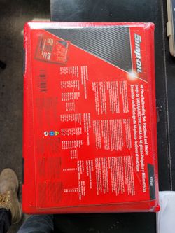 a new, sealed Snap-on RTD48 48-piece Fractional & Metric Rethreading Set.