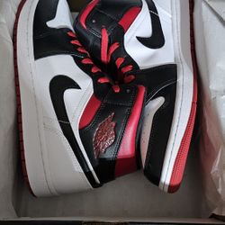 Air Jordan 1 Black Toe Men's Size 10.5