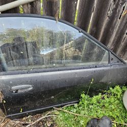 Acura integra door's bumper apart