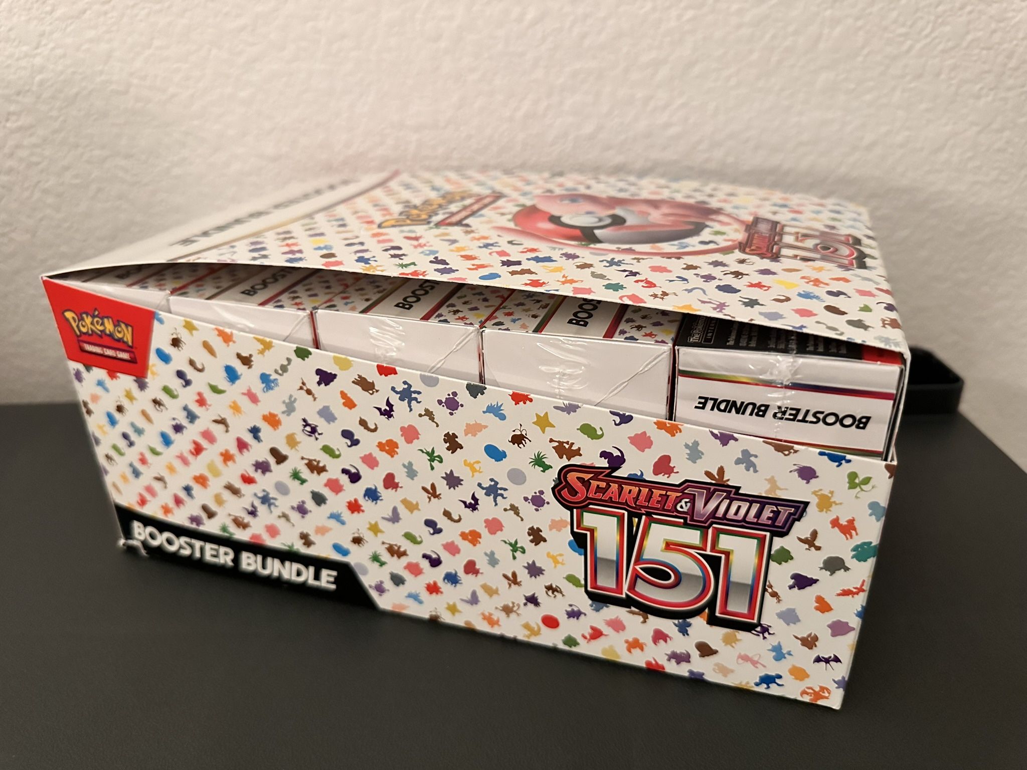 Pokémon 151 Booster Bundle Display