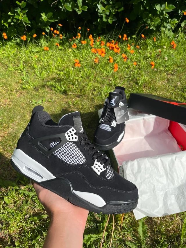 jordan 4 white thunder 