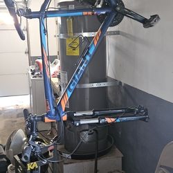 Giant Talon 200 ObO