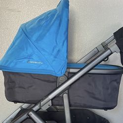 Blue Uppa Baby Bassinet AND SEAT ONLY For Vista 2 Stroller