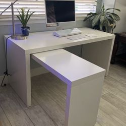 IKEA Malm Desk (like New)