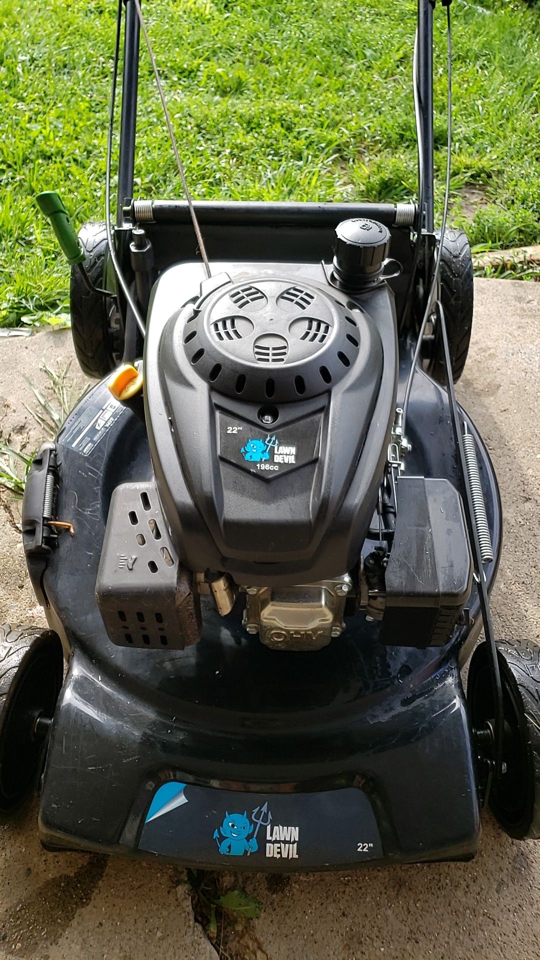Lawn mower lawn devil self propelled 22" 196cc