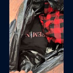 Free Clothes Muat Pick Up