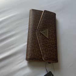 Guess Wallet