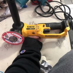 Dewalt 20 Volt Angle Grinder 
