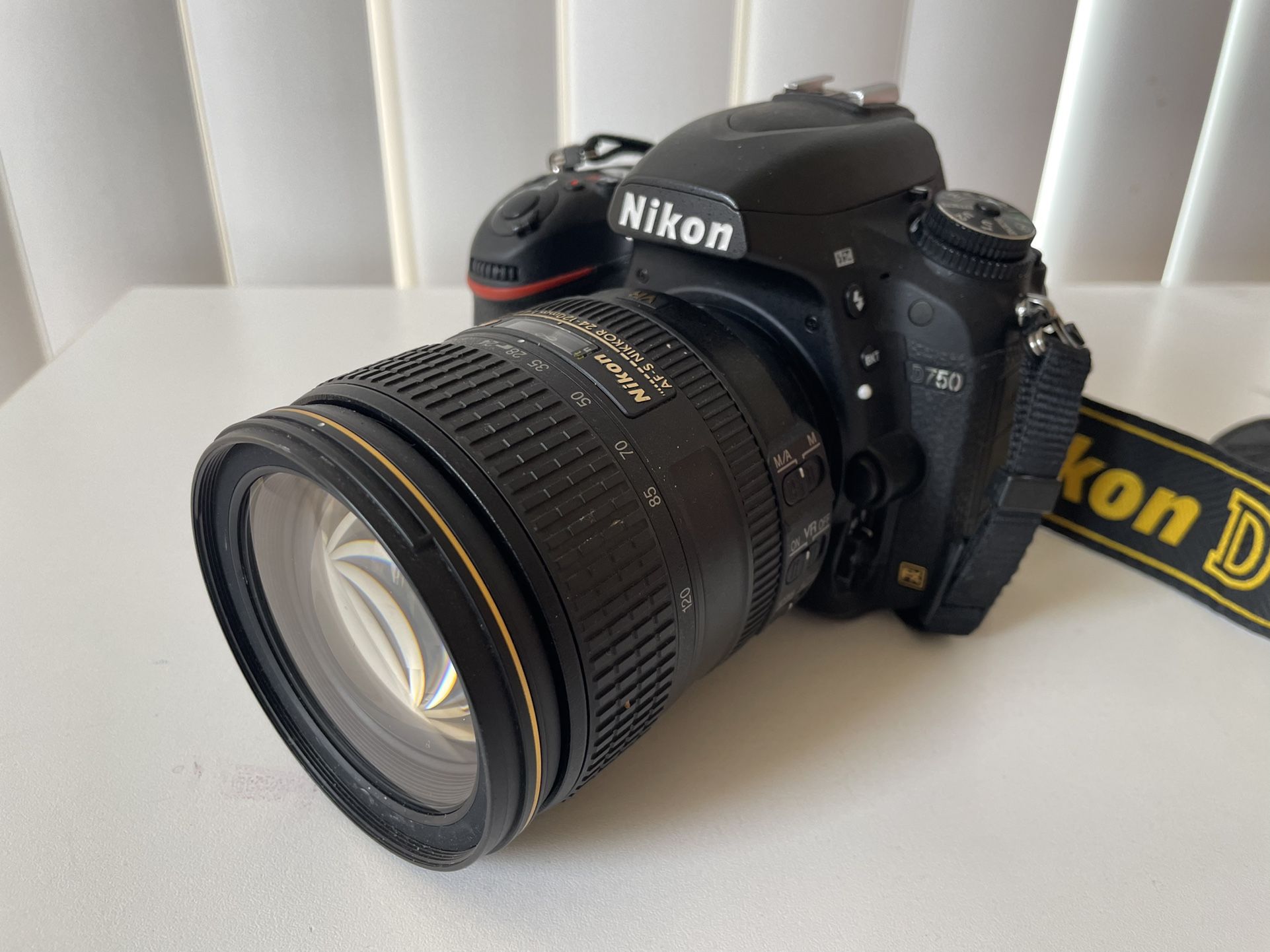 Nikon D750 DSLR Pro Camera - Low Shutter Use