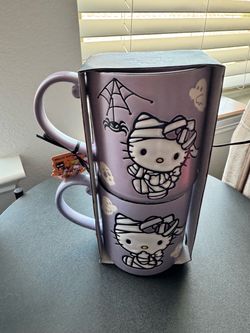 Hello Kitty Mug Set