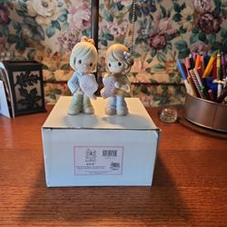 Precious Moments "Best Friends Share The Same Heart"