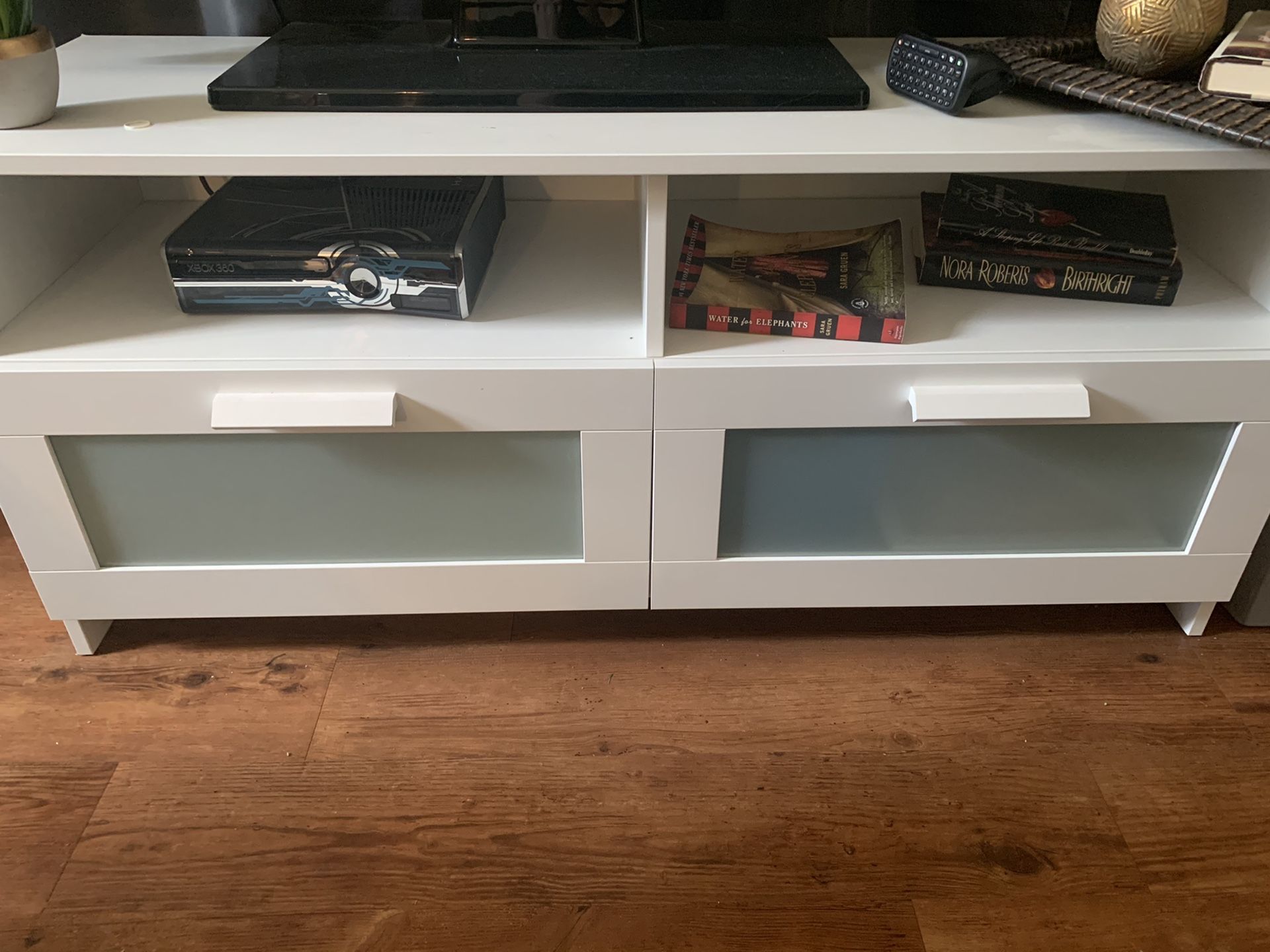 **PENDING PICKUP**TV stand