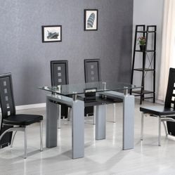 New table And 4 Chairs