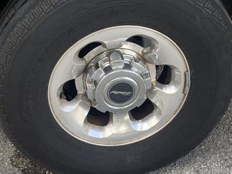 FORD 8 LUGS WHEELS