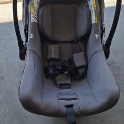 Nuna Baby Carrier