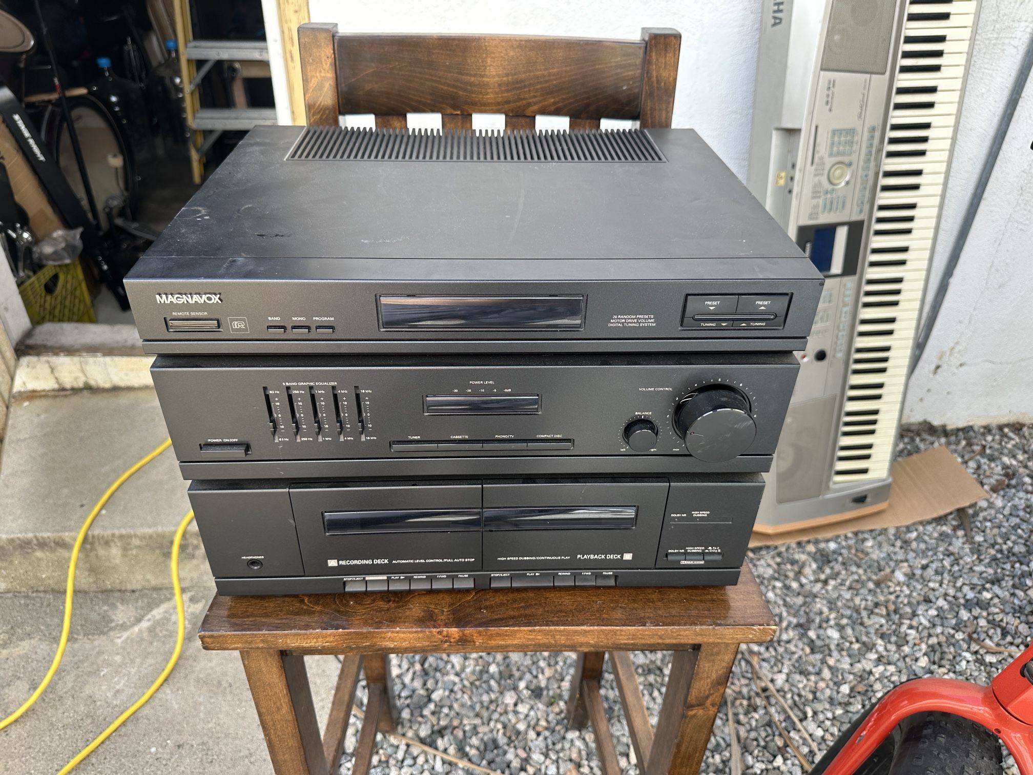 magnavox stereo receiver cassette tape recording and playback deck dolby