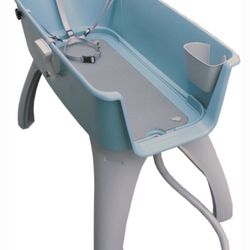 Dog Bathing  And Grooming Elevated